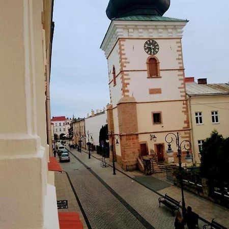 Krosno Apartamenty Przy Rynku Exterior photo